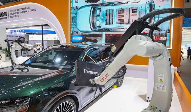 時(shí)政微觀察丨推動(dòng)全球開(kāi)放合作的中國(guó)擔(dān)當(dāng)