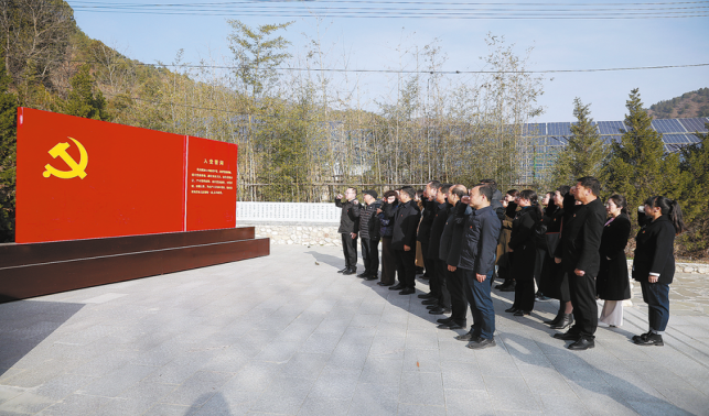 砥礪奮進(jìn)新征程 繼往開(kāi)來(lái)譜新篇